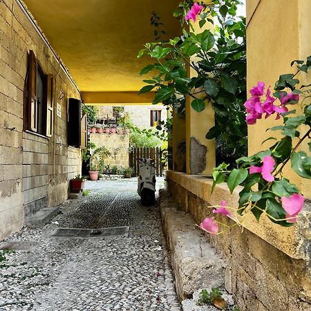 The Knight And The Pomegranate - Luxury Medieval Villa Rhodes City Ngoại thất bức ảnh