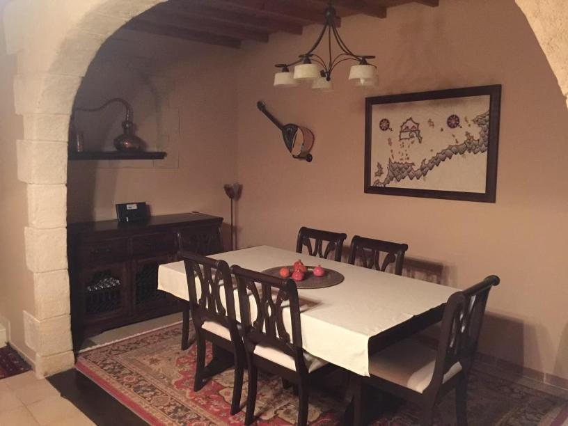 The Knight And The Pomegranate - Luxury Medieval Villa Rhodes City Ngoại thất bức ảnh